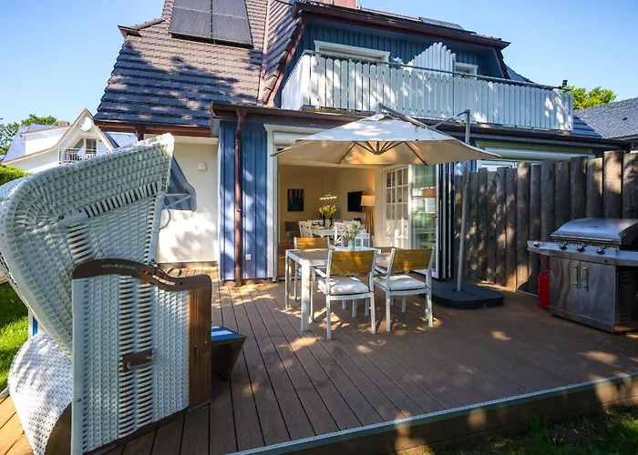 Traumhaus Auri In Prerow Ostsee Auf Dem Darss Mit Kamin Und Sauna Und Garten